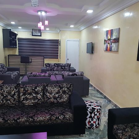 The Resident Hotel Owerri Екстер'єр фото